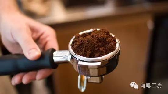 几？为什么咖啡馆每天都要调磨豆机？麻将胡了2意式咖啡磨粉到底该磨刻度(图3)